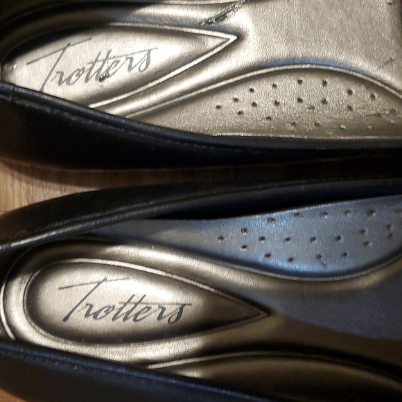 Trotters Sizzle Nordstrom 10 M Black Flats Floor Model Comfort Padding - Picture 3 of 7